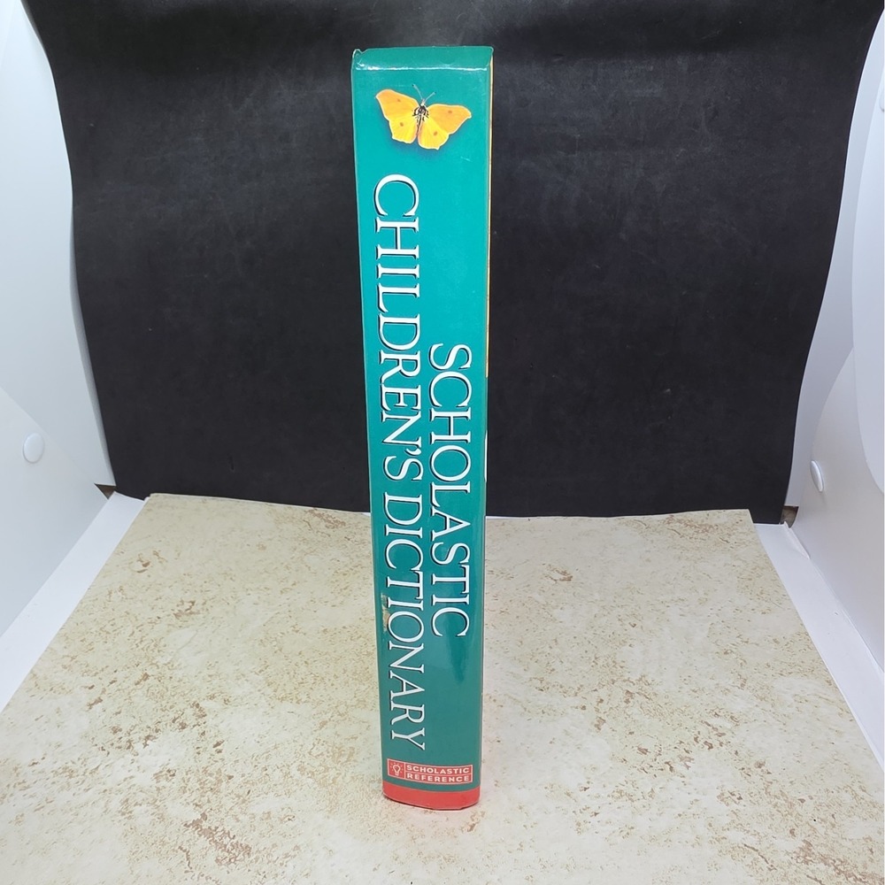 Scholastic Children's Dictionary Scholastic Inc. VTG 1996 Illustrated Hardcover - Picture 2 of 7